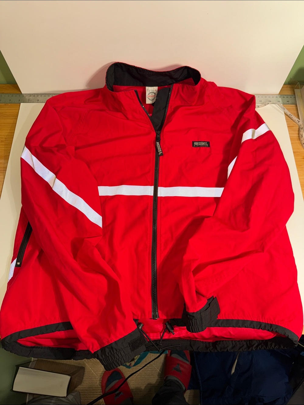 Running Room, Red Men's Windbreaker Running Jacket w/ Visibility Stripes